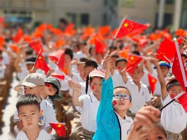 48台演出+花园式派对车展，龙岗区迎春花市主会场好有看头